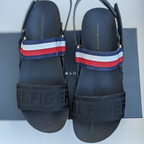 bekett platform sandal